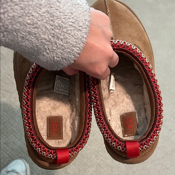 UGG Tasman Tan Suede Slippers with Red Accent - Picture 6 of 6